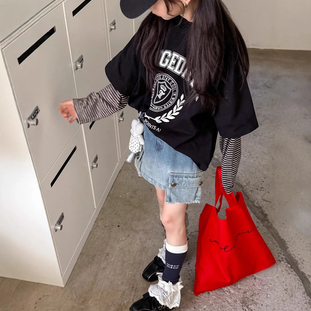 Childrens Top Fake Two Piece T-shirt 2025 Autumn New Loose Oversized Long Sleeved Striped Contrasting Top Fashionable Daily Wear